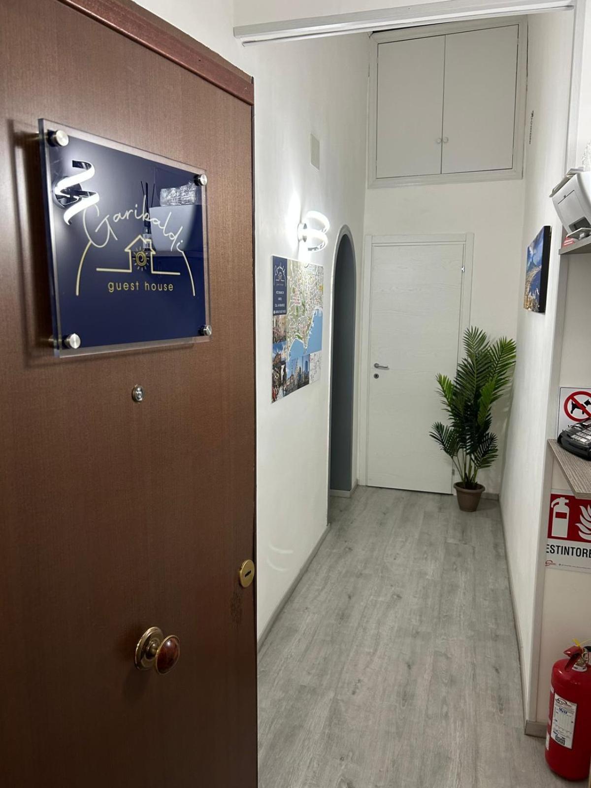 Garibaldi Guest House Naples Exterior photo